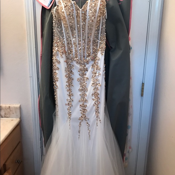 Mermaid style Prom Dress